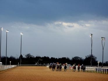 Chelmsford City stage all-weather racing on Monday